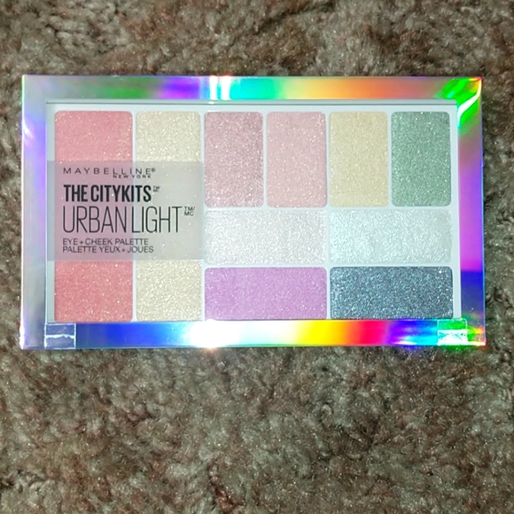 Maybelline, The City Kit Urban Lights - Picture 1 of 5